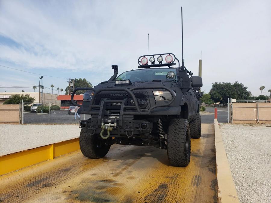  Toyota Tundra CrewMax 4x4 Zombie Apocalypse 2013 года  (фото 455 из 461)